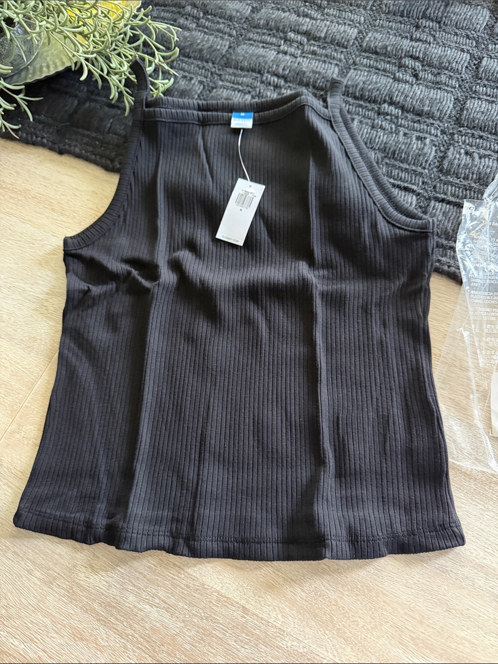 Old Navy Black Ribbed Tank Top NWT